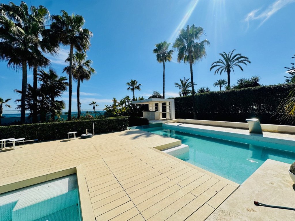Villa – Chalet — The Golden Mile