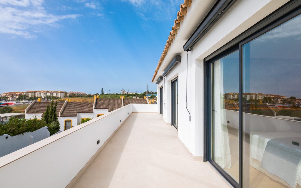 Villa – Chalet — Marbella