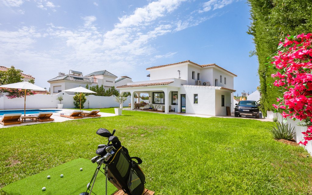 Villa – Chalet — Marbella