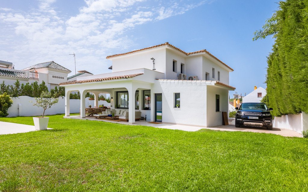 Villa – Chalet — Marbella