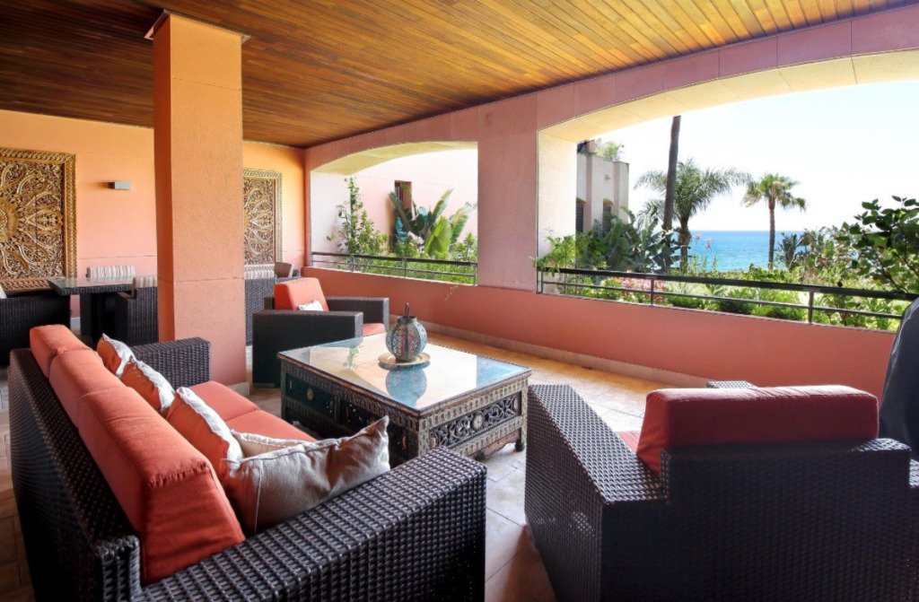 Middle Floor Apartment — Puerto Banús