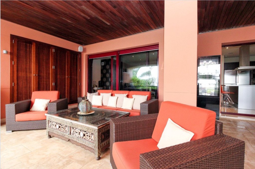 Middle Floor Apartment — Puerto Banús