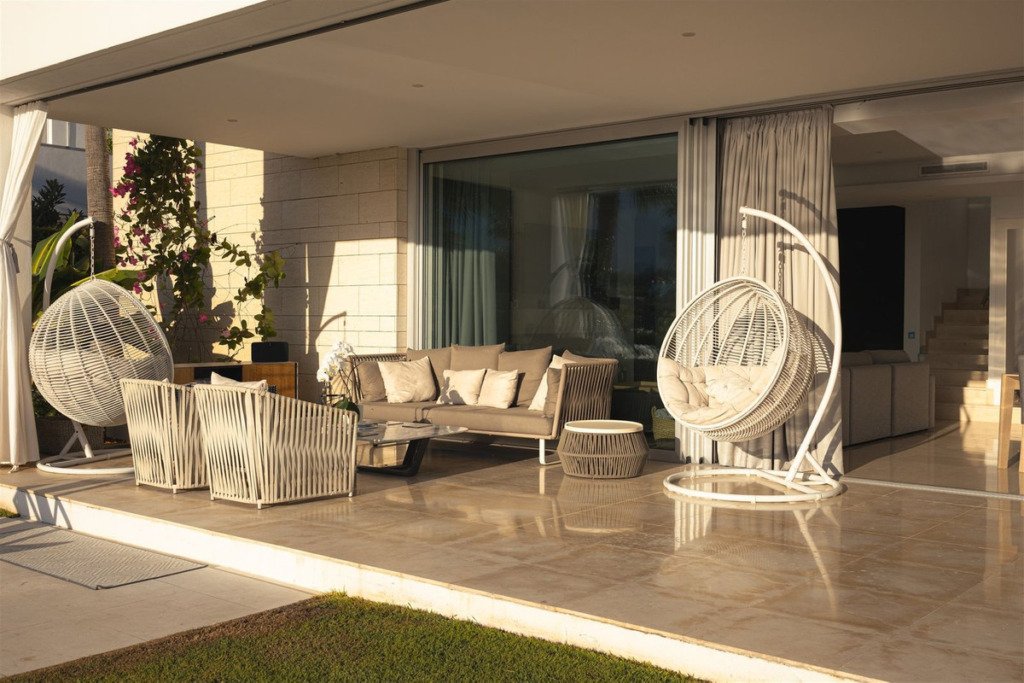 Villa – Río Real
