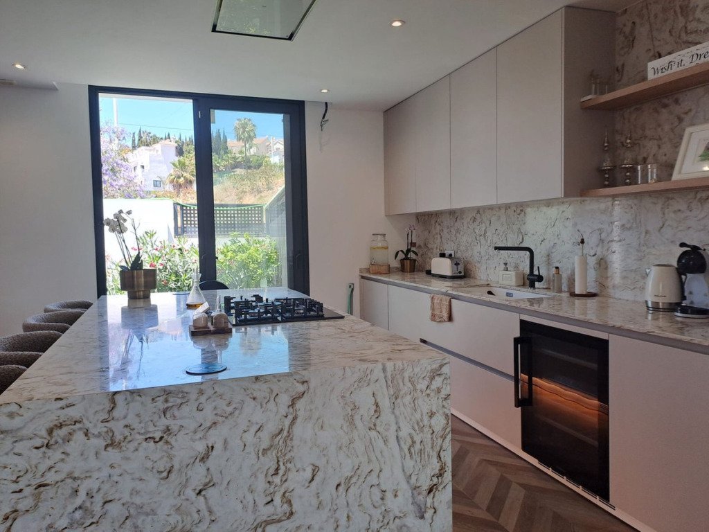 Вилла/Шале — Estepona