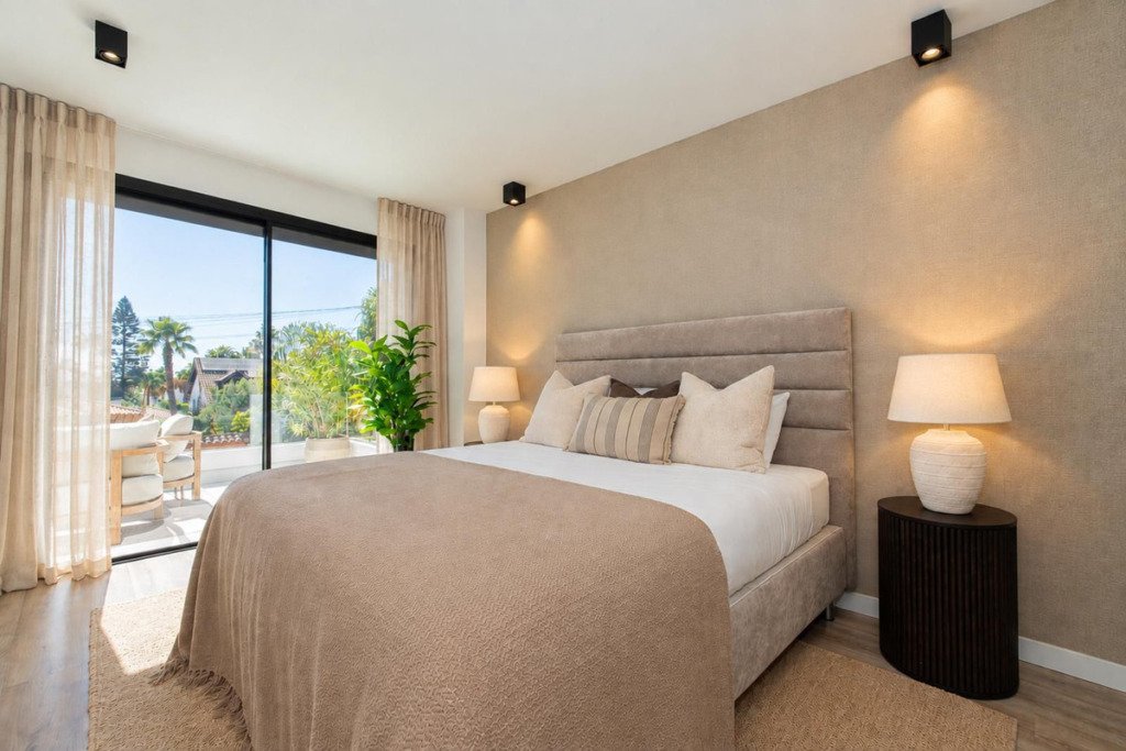 Detached Villa — Costalita