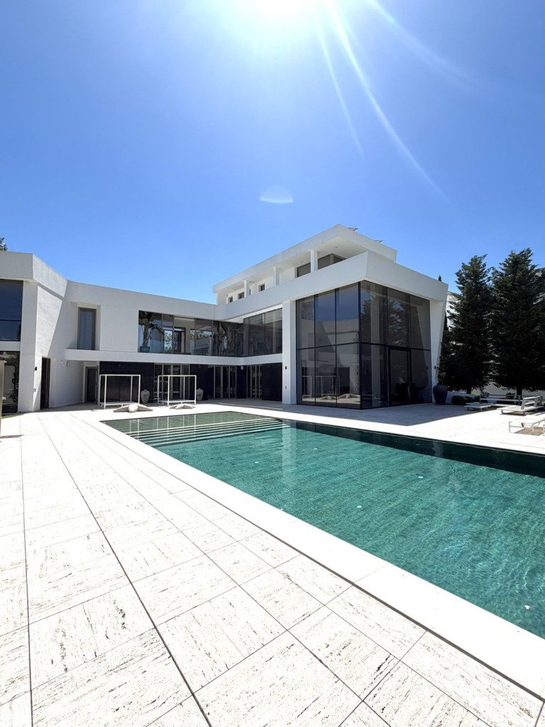 Detached Villa — Los Flamingos