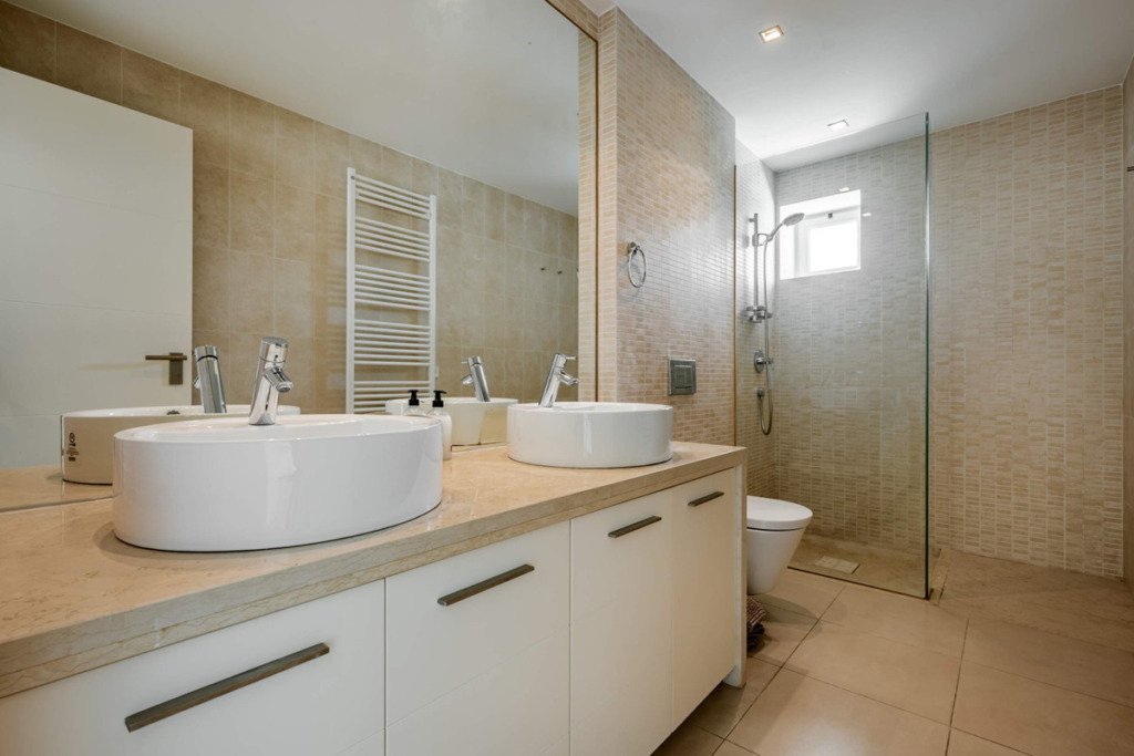 Detached Villa — The Golden Mile